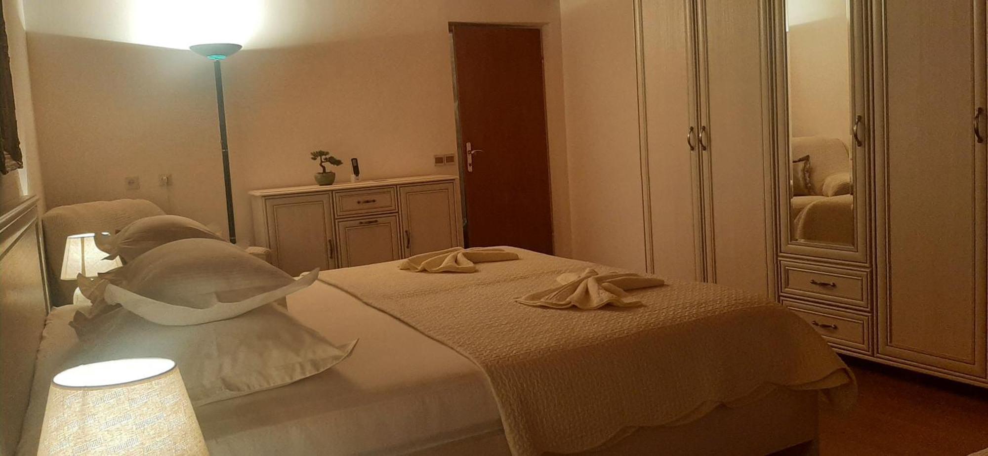 Guest House Fenix 布雷拉 客房 照片